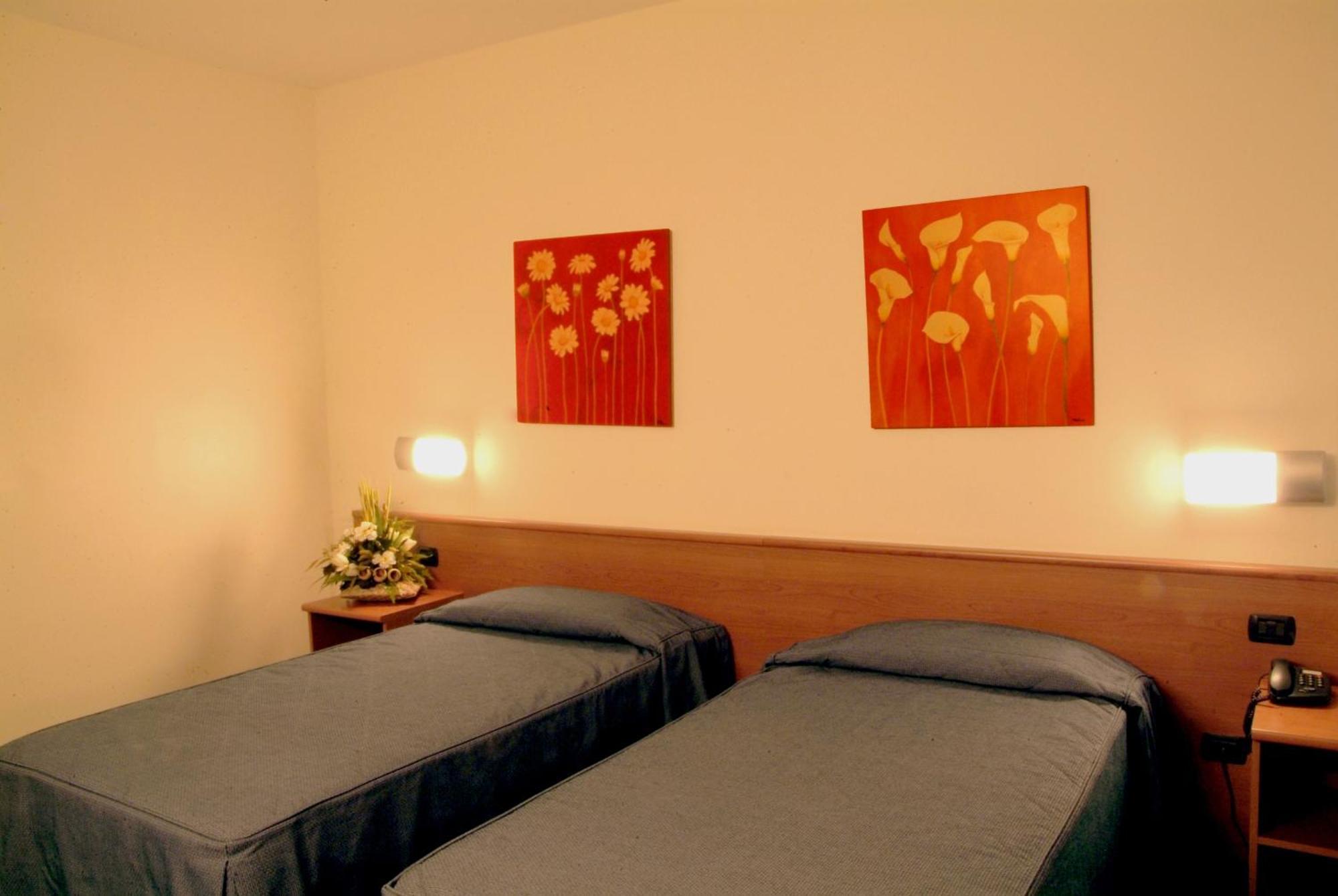 Hotel Gallia Pianezza Luaran gambar