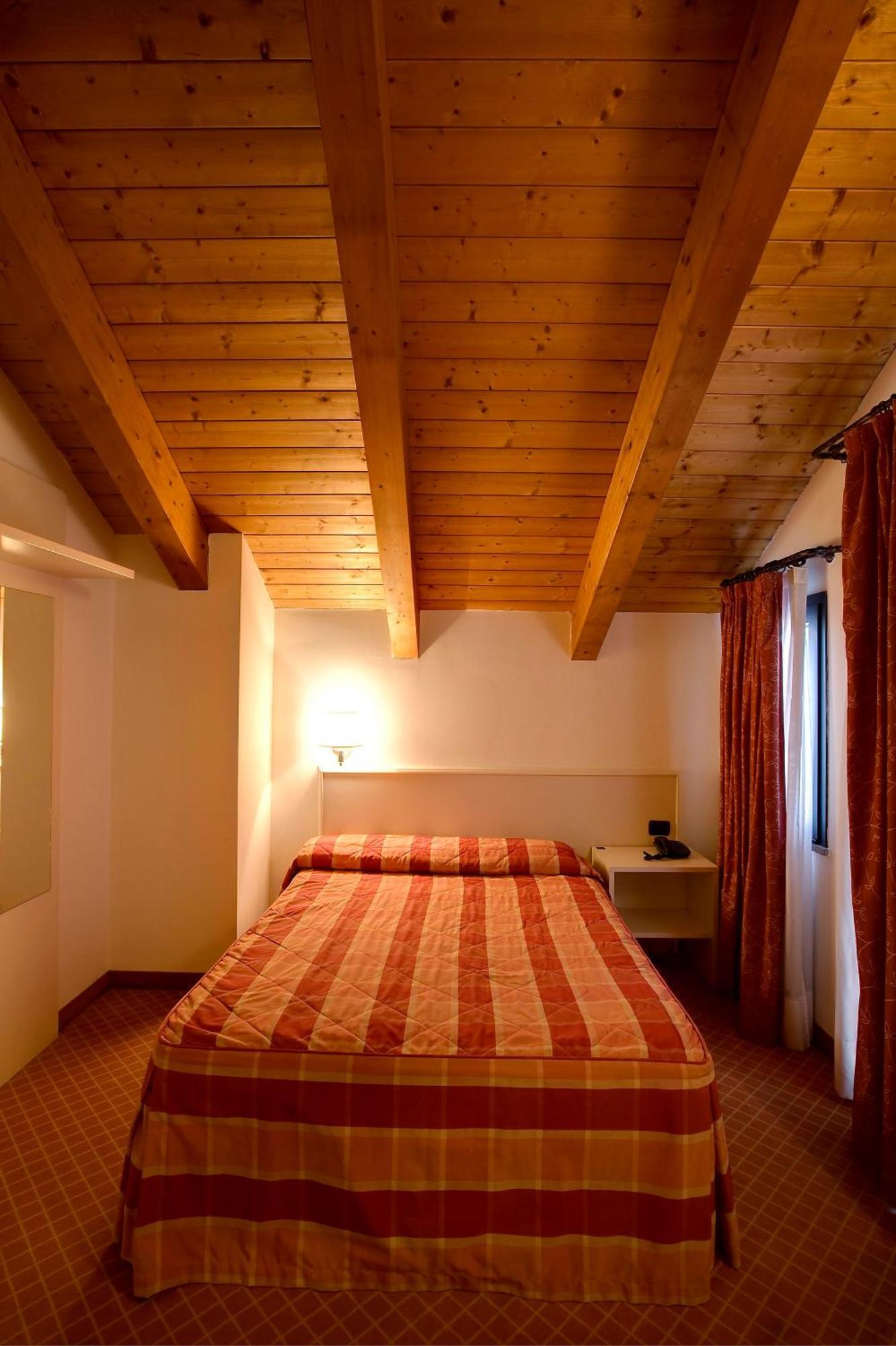 Hotel Gallia Pianezza Luaran gambar
