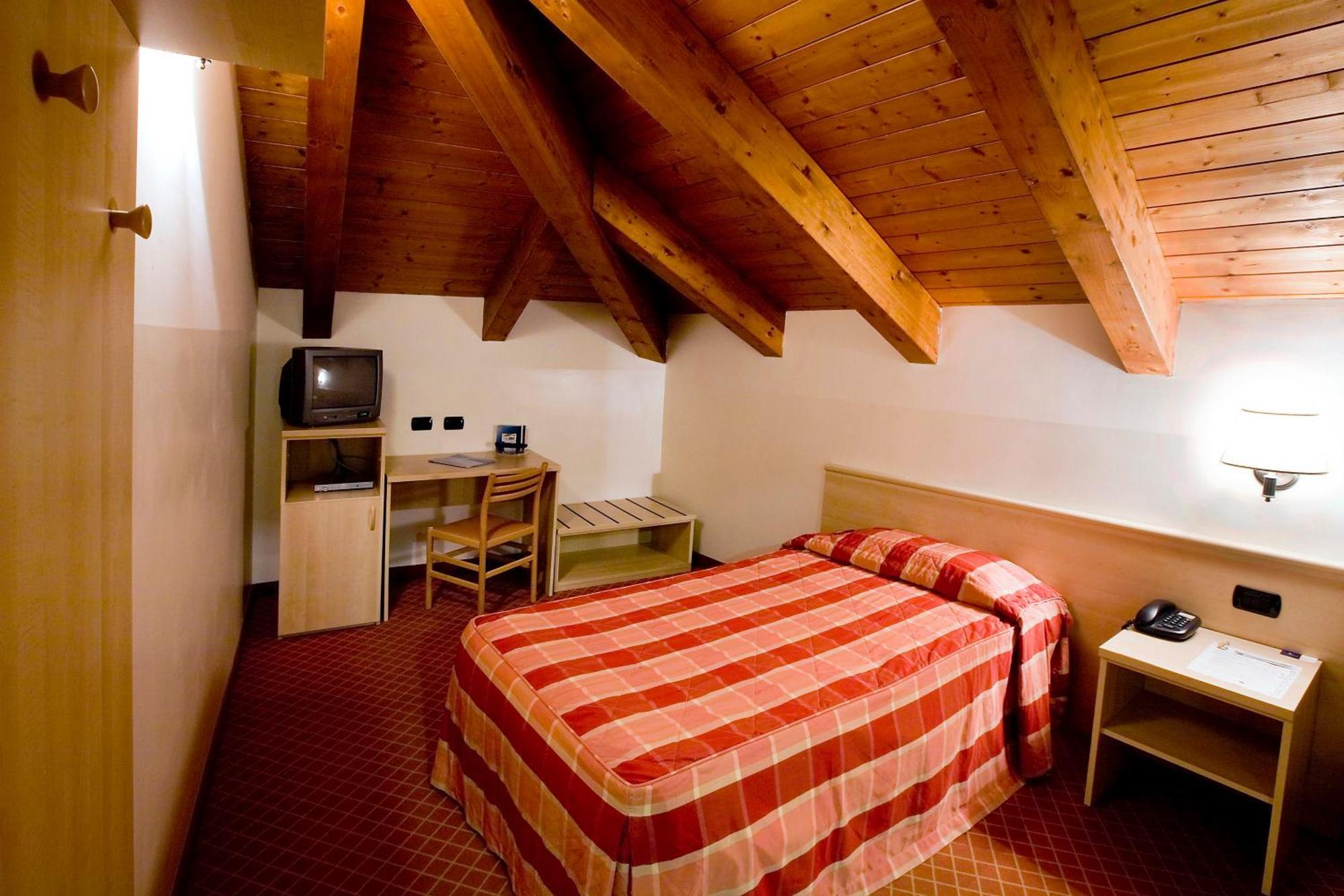 Hotel Gallia Pianezza Luaran gambar