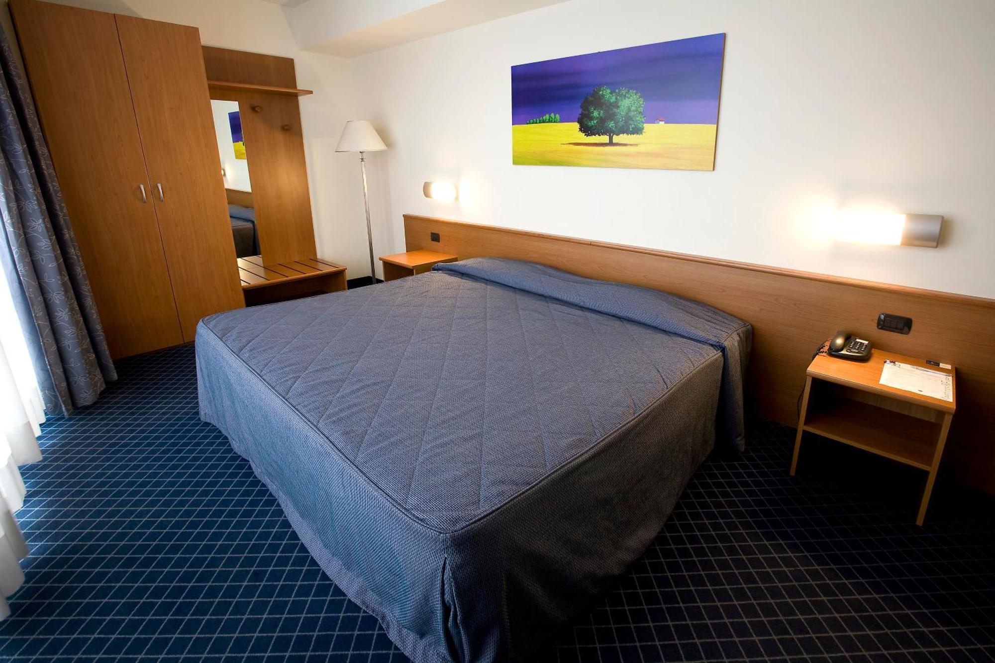 Hotel Gallia Pianezza Luaran gambar