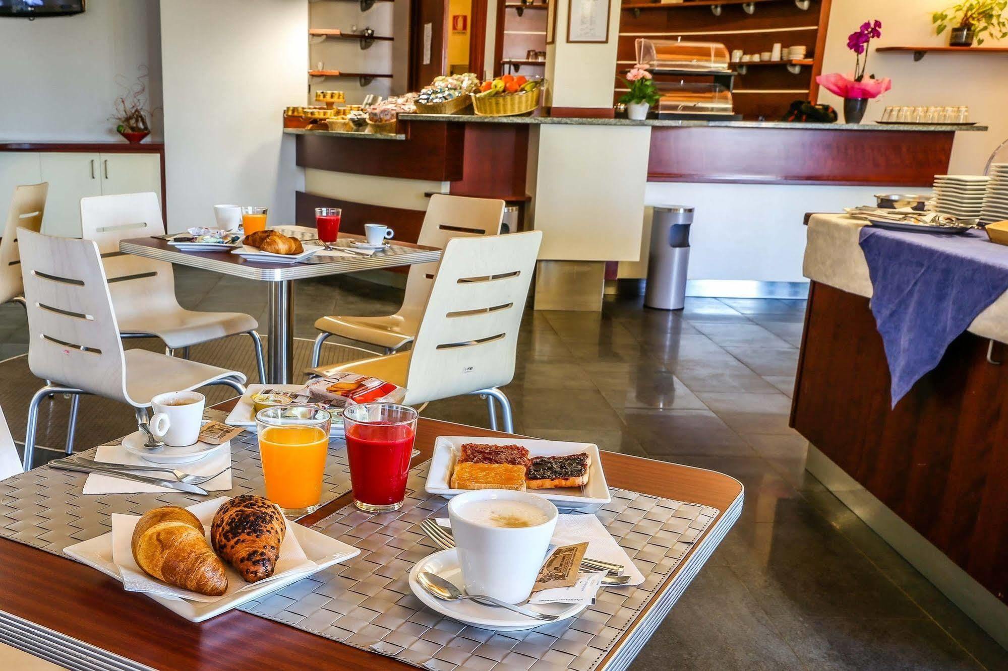 Hotel Gallia Pianezza Luaran gambar